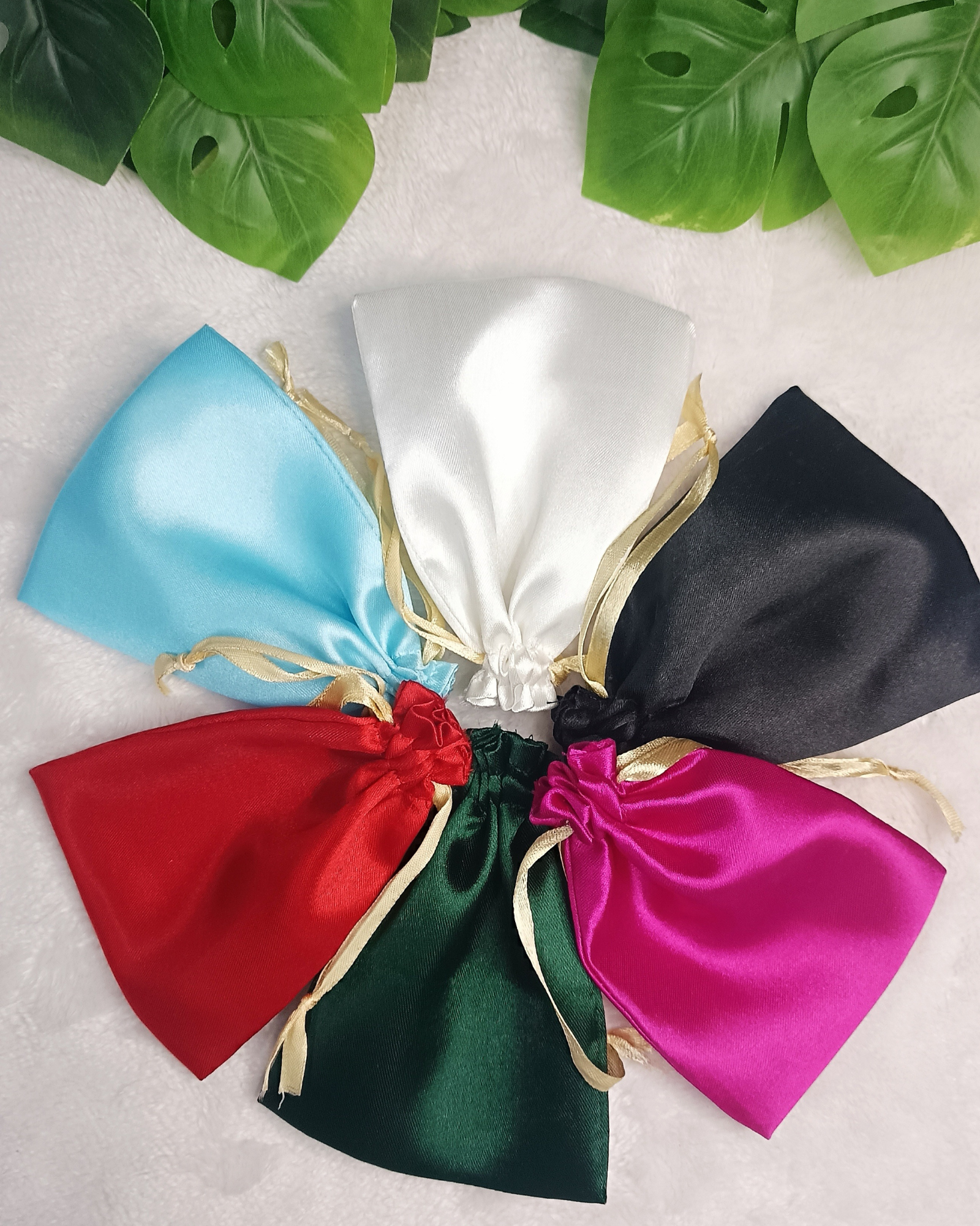 Custom Satin Drawstring Pouches