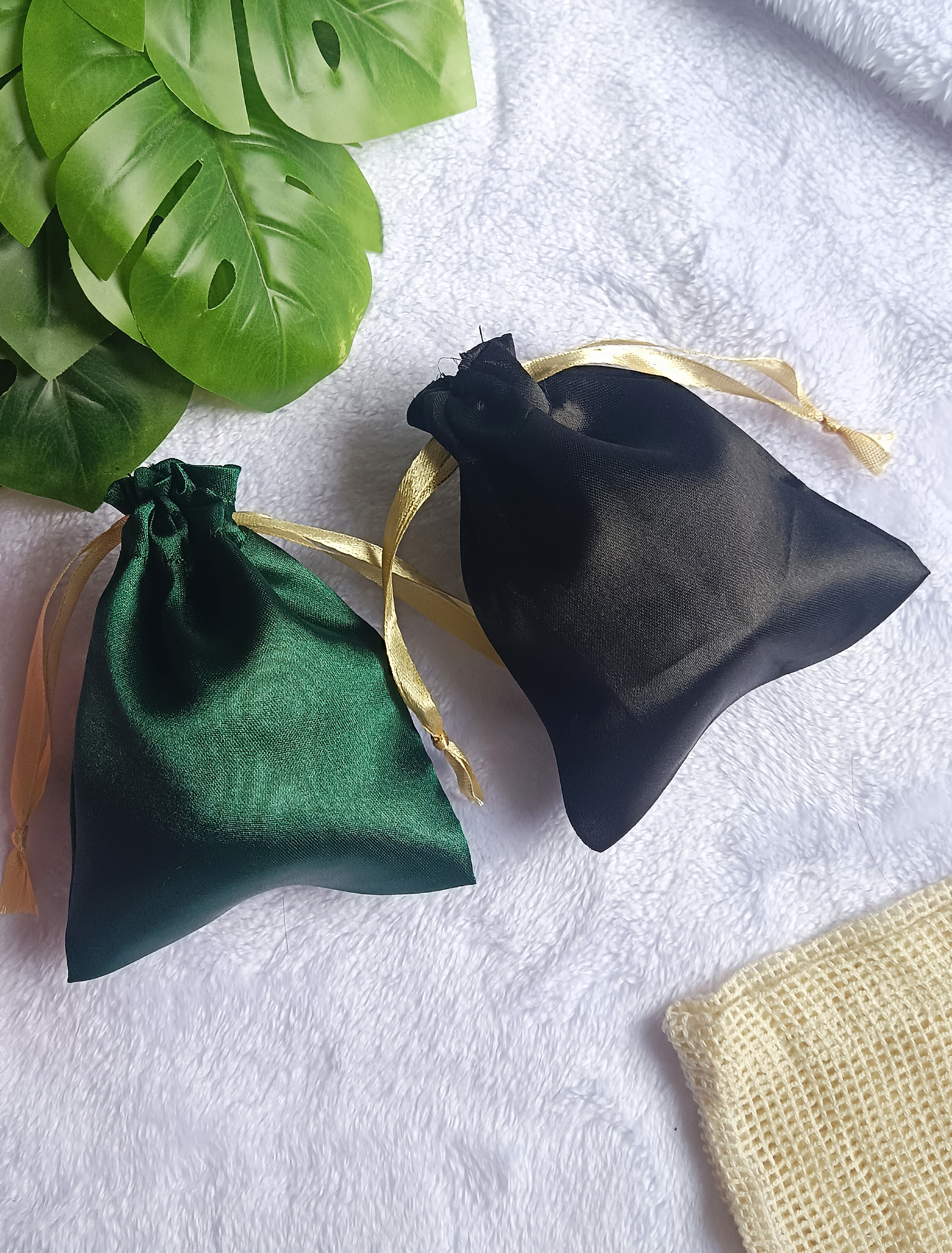 Custom Satin Drawstring Pouches